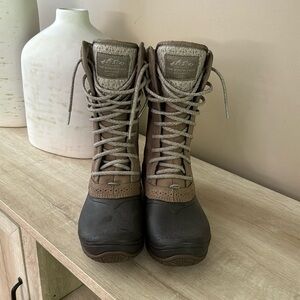 The North Face Shellista waterproof mid cold winter boots